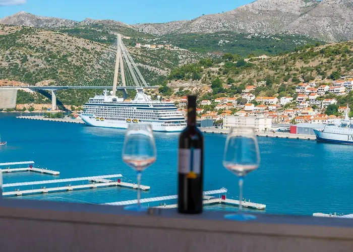 The Hillside 아파트 *