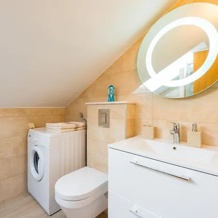 Apartament The Hillside *