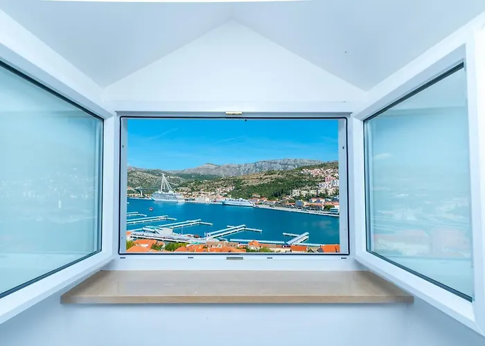 Апартаменты The Hillside